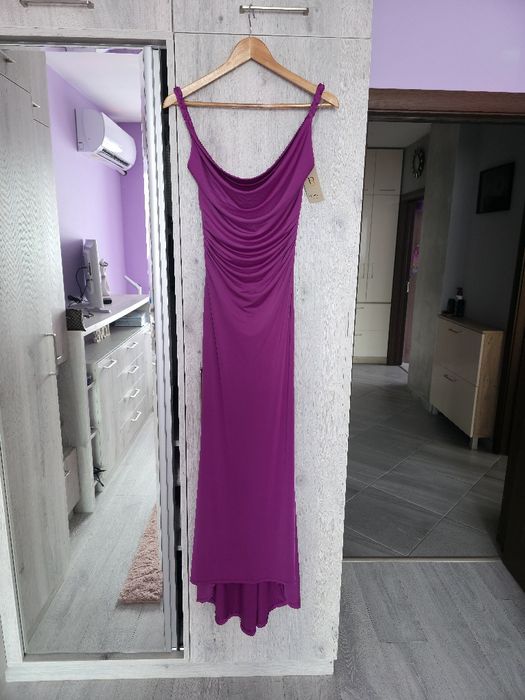 Нова Рокля в лилаво