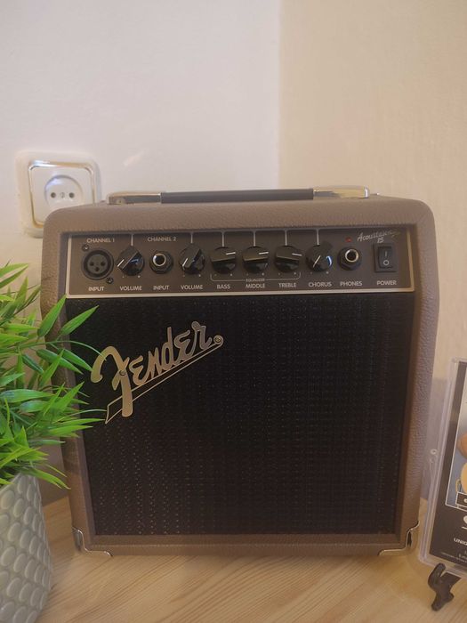 Amplificator Fender acoustasonic 15