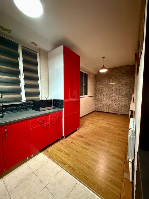 Продам 4/4/9 105м2, ор-р: Аэропорт Корзинка