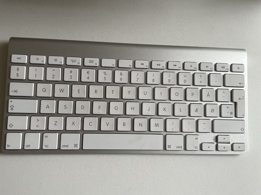 Tastatură Apple