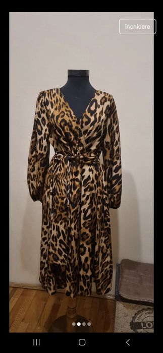 Rochie eleganta pentru eveniment de zi