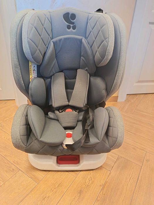Детско столче за кола. Въртящо се на 360