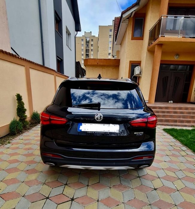 MG EHS Plug -in-Hybrid/