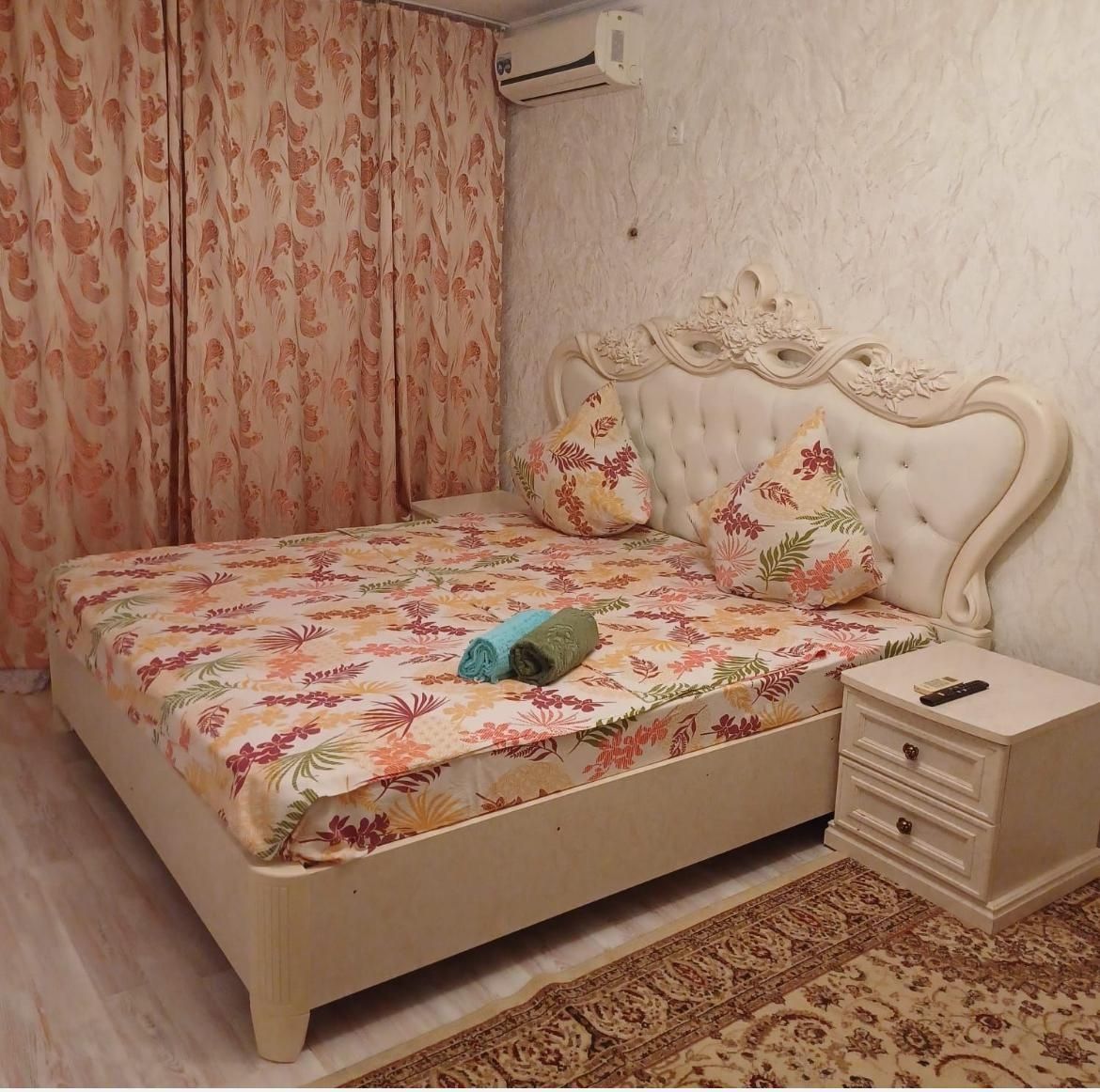 Сдам  посуточно квартира и по часам ест kaspi red