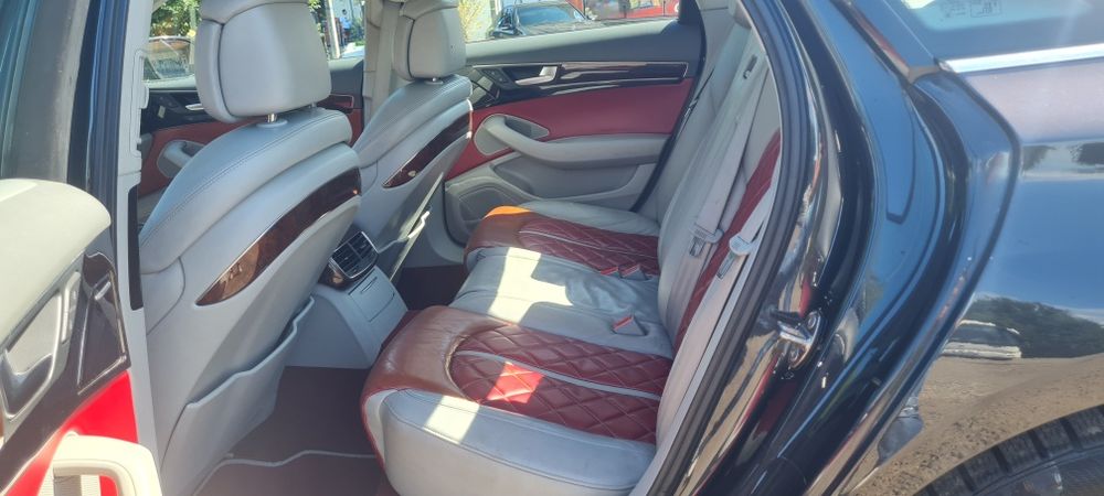 Vând Audi A8 în stare impecabila de funcționare