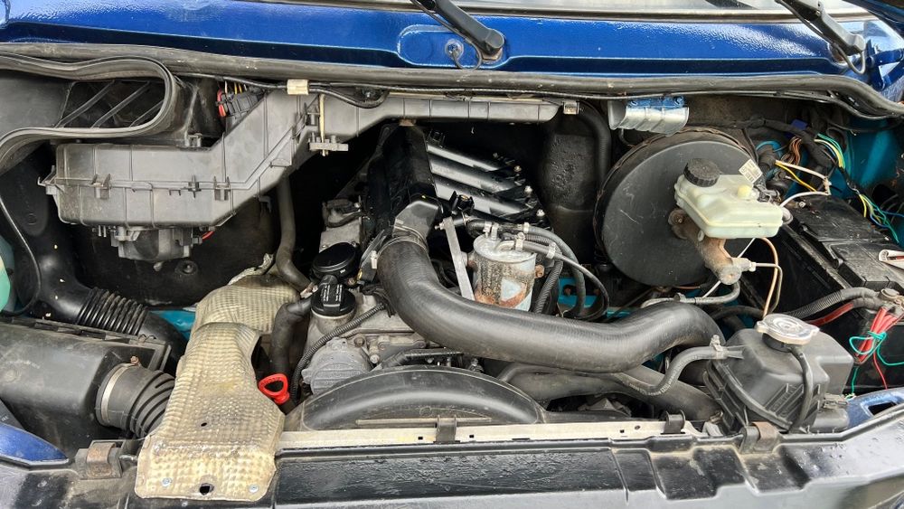 Autoplatforma Mercedes Sprinter 413