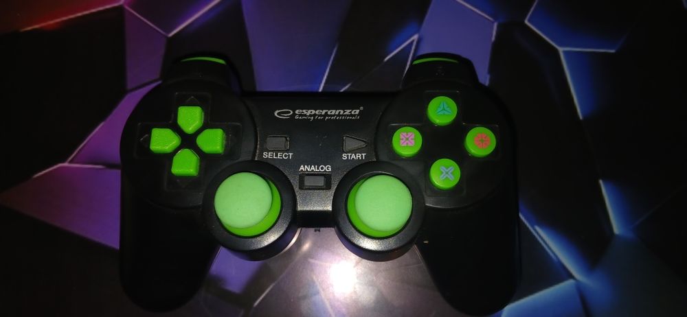 Controler Esperanza  Wireless cu vibrații, pentru PC și PS3