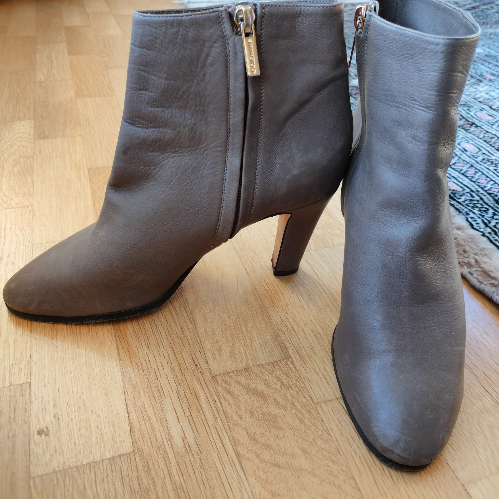 Оригинални JIMMY CHOO, номер 36,5, кожени боти/обувки, сиви