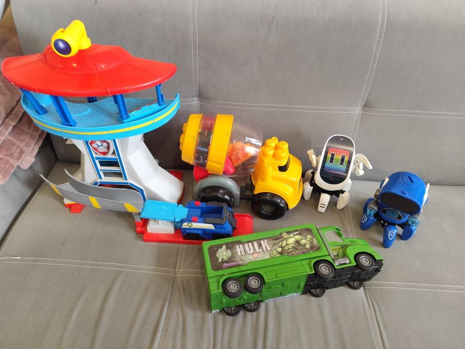 Лот Детски играчки