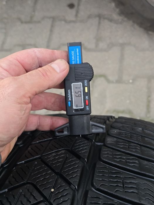 245 45 19 .Pirelli 2 бр.