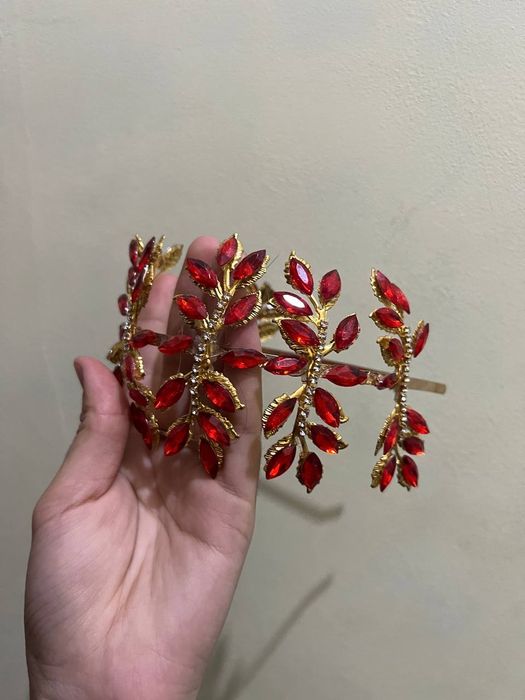 Kelinlar uchun diadermalar