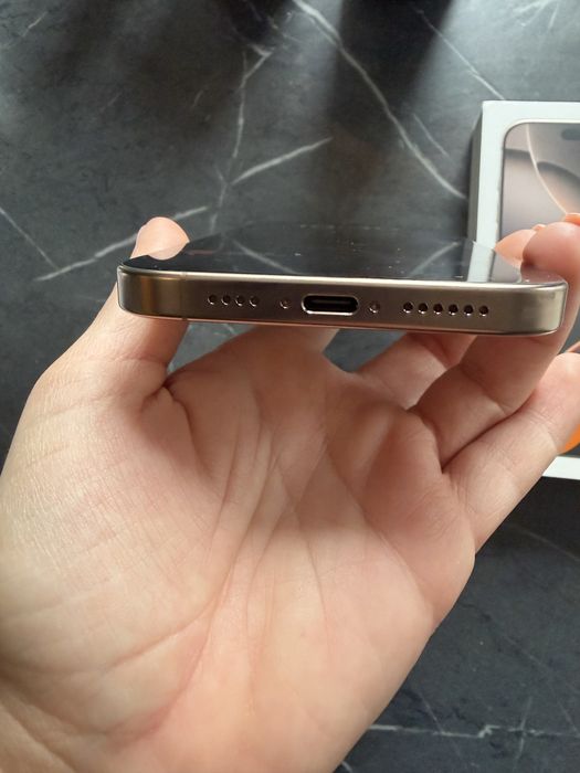 Iphone 16 pro max in garantie