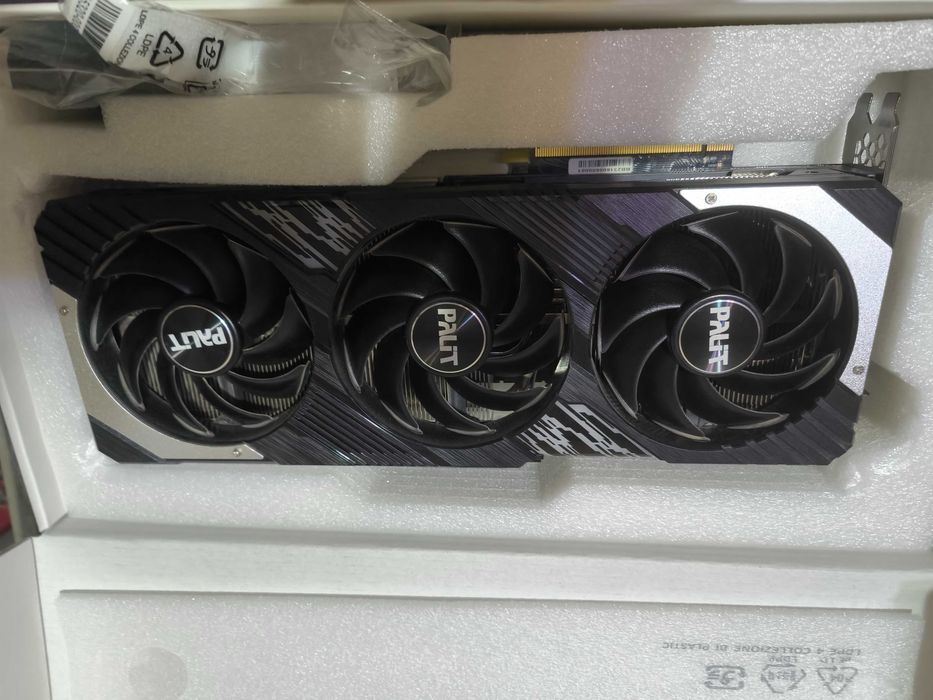 Palit GeForce RTX™ 4070 Ti GamingPro OC