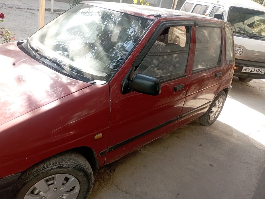 Tico Daewoo qizil