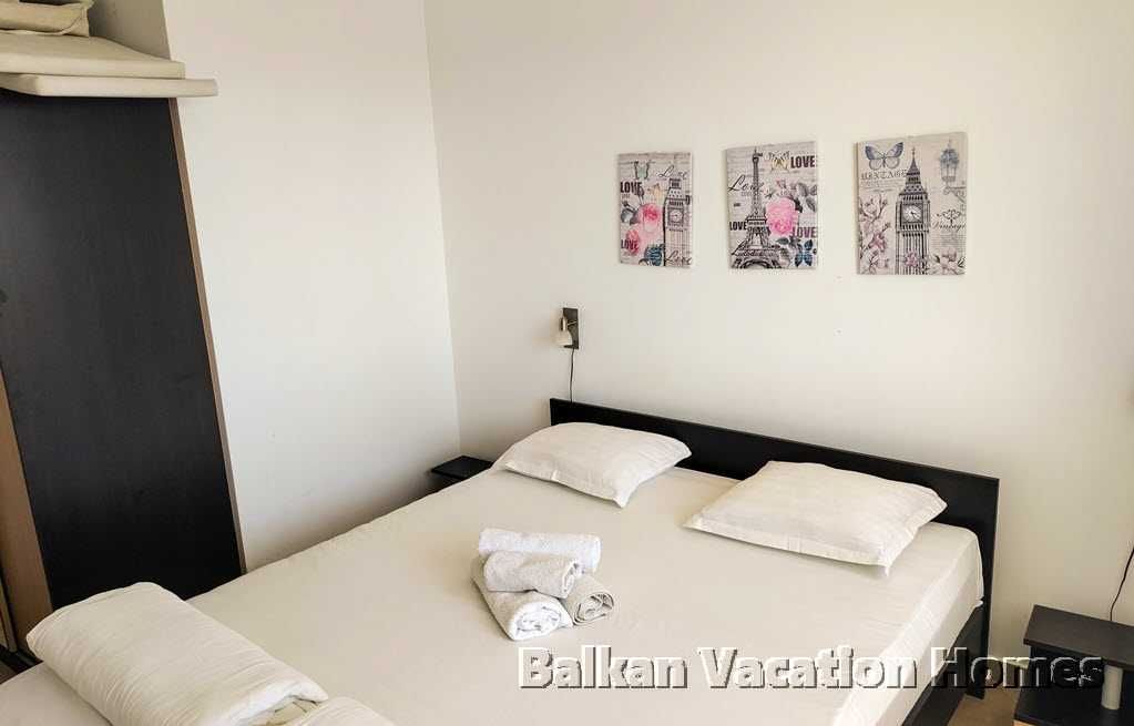 Продава се Тристаен апартамент в Бяла - 106 кв.м за 850 €/кв.м - Снимка #8