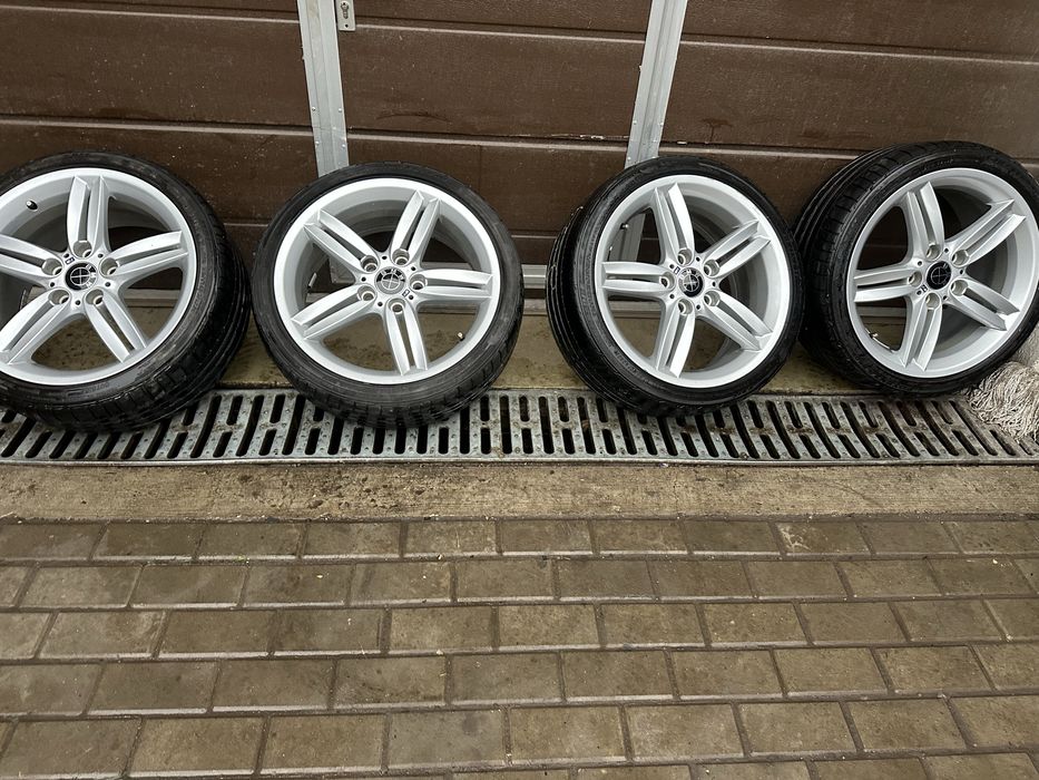 Set jante aliaj in 2 marimi  pe 18 Bmw 5x120