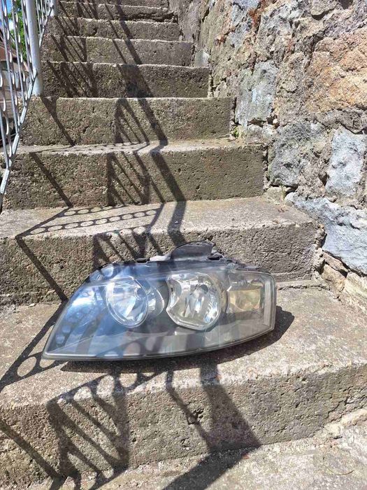 AUDI A3 2005 Ляв фар