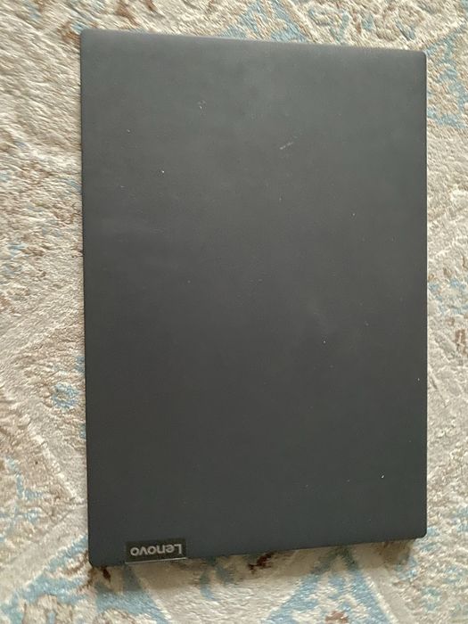 Ноутдбук Lenovo в хорошем состоянии