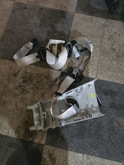 Centuri de siguranta  jaguar e pace