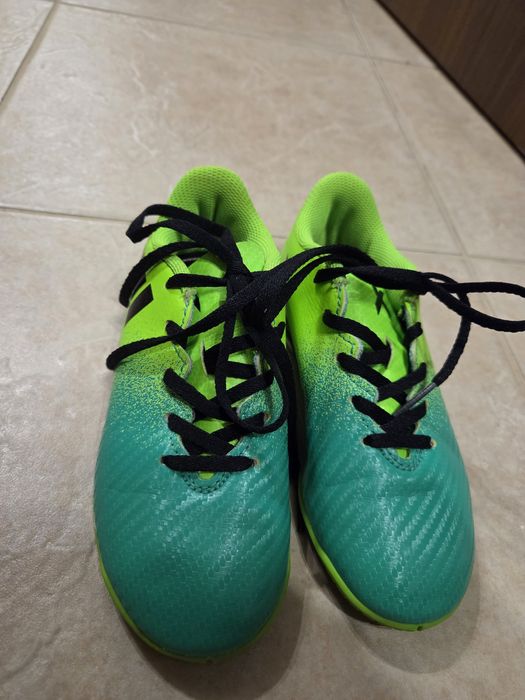 Детски футболни обувки Adidas