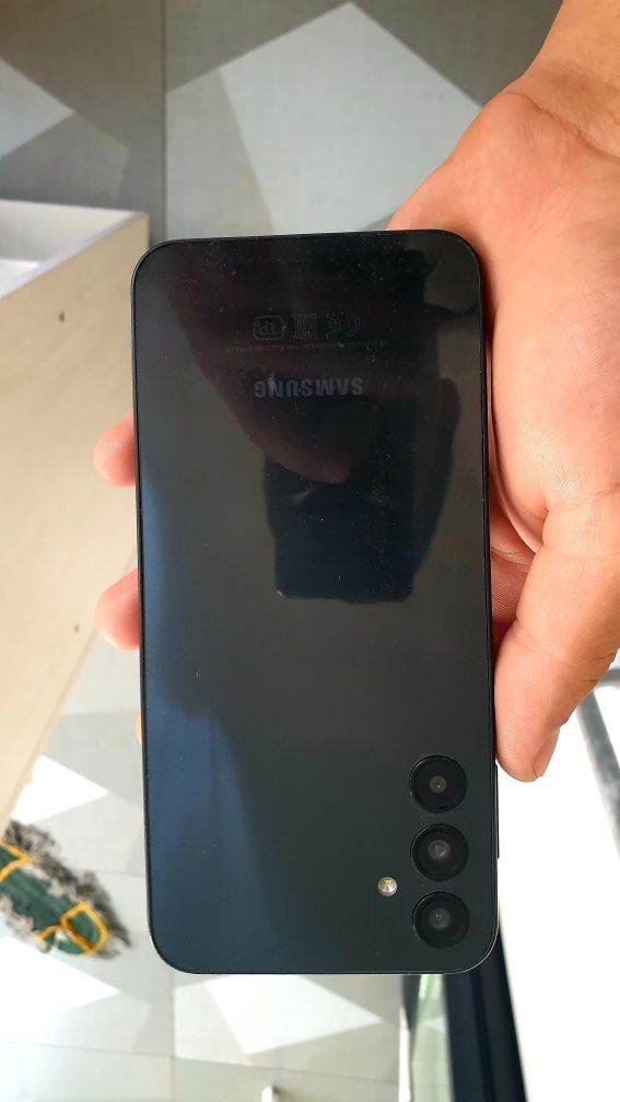 Samsung galaxy a 24