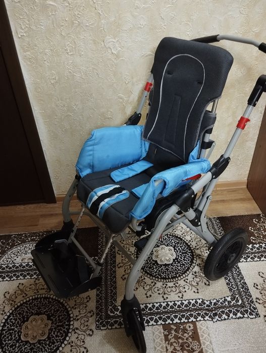 Инвалидная коляска для детей