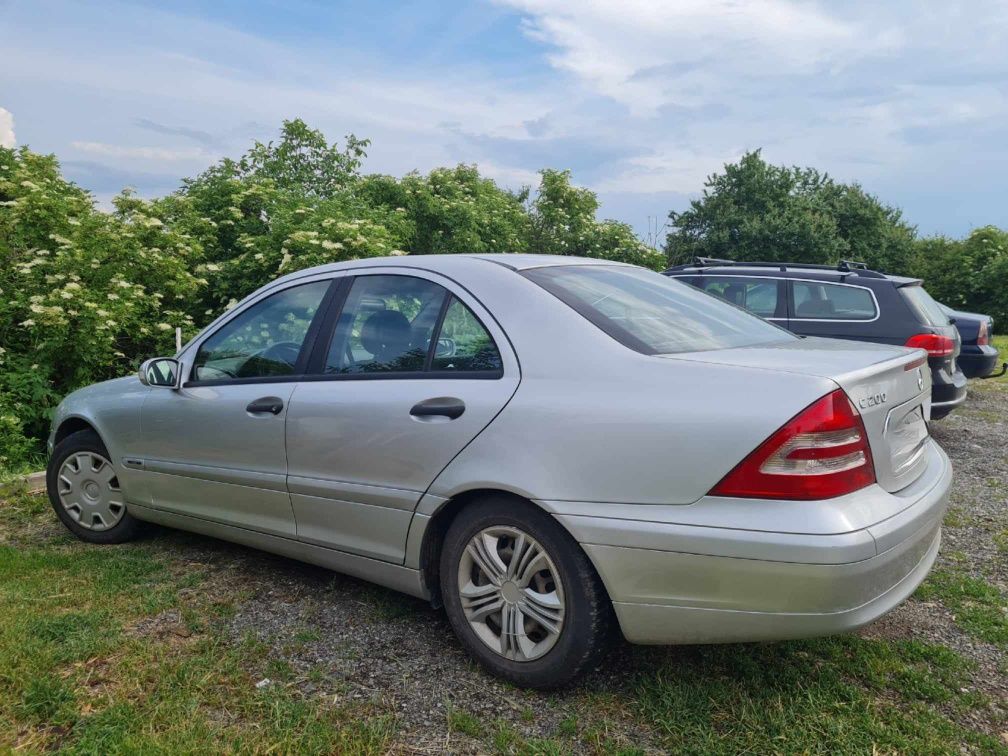 Mercedes C200 Al doilea proprietar