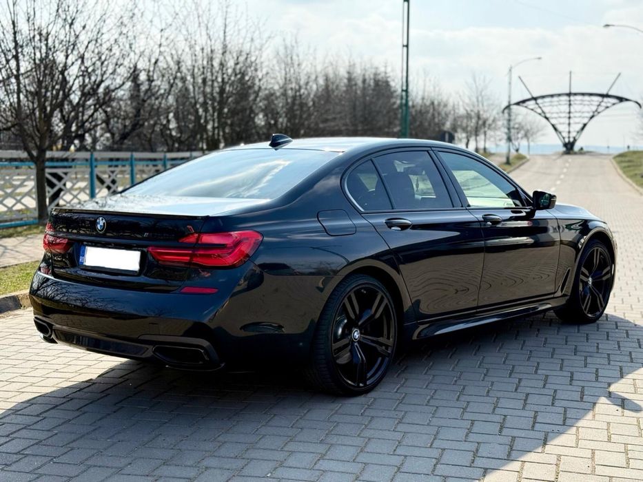Rezervor AdBlue Complet BMW Seria 7 G 11 2015 / 2019