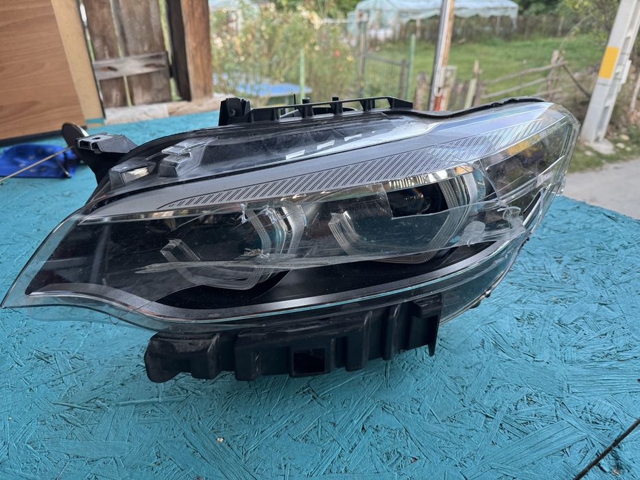 Far stanga BMW  M2 Competition 2020, sticla sparta