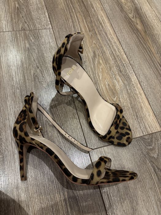 Обувки леопардов принт