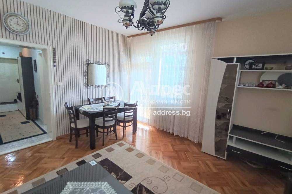 Продава се Тристаен апартамент в Разград, Бели Лом - 97 кв.м за 1304 €/кв.м - Снимка #2