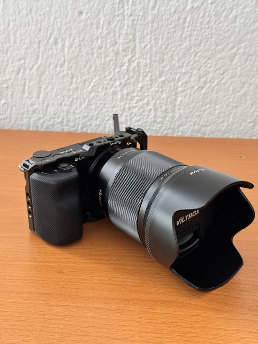 Комплект Sony ZV-E10 с два обектива и ГАРАНЦИЯ