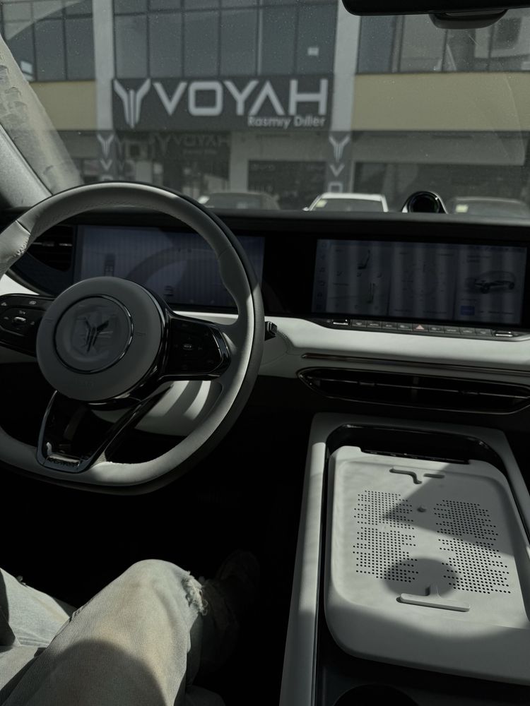 Voyah FREE Apollo Tech 4WD  (hybrid) 318