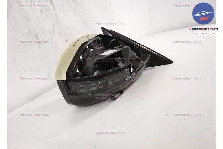 Дясно огледало / Dясно ogledalо оригинално Land Rover Range Rover Evoq