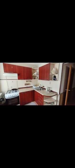 Кухонный гарнитур продам