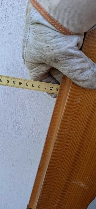 Usi interior de lemn de brad