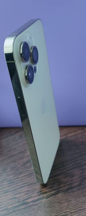 iPhone 14 Pro max Golden 128 GB.  2700 Lei