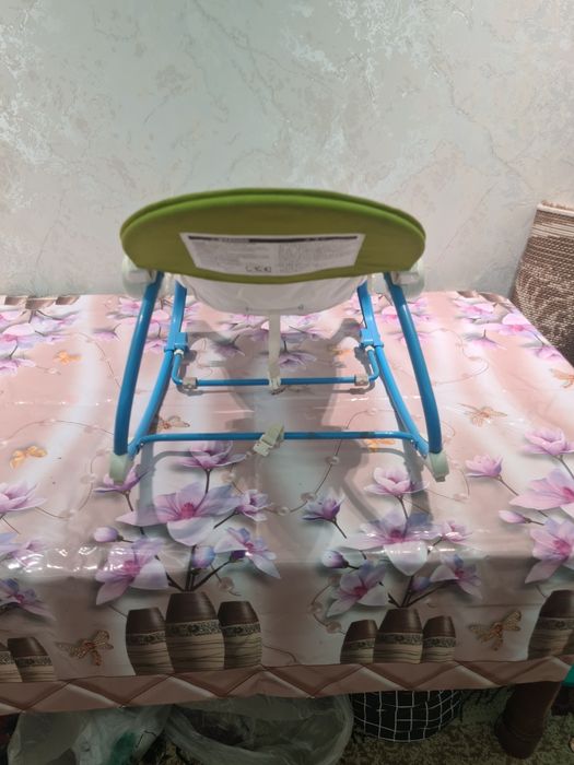 Шезлонг качалка детская