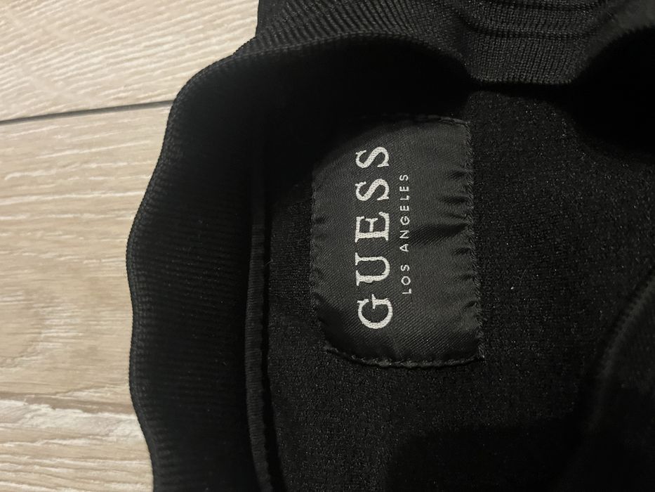 Оригинален суитшърт GUESS рамер М