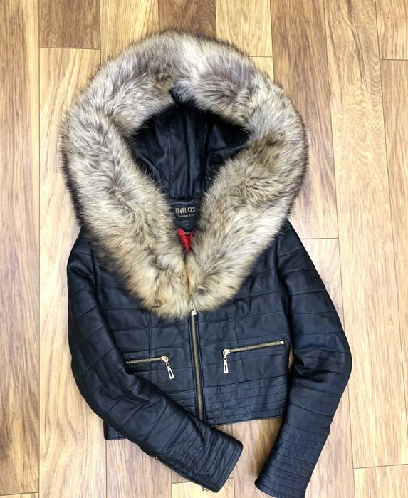 Дамско кожено яке с качулка с косъм от лисица