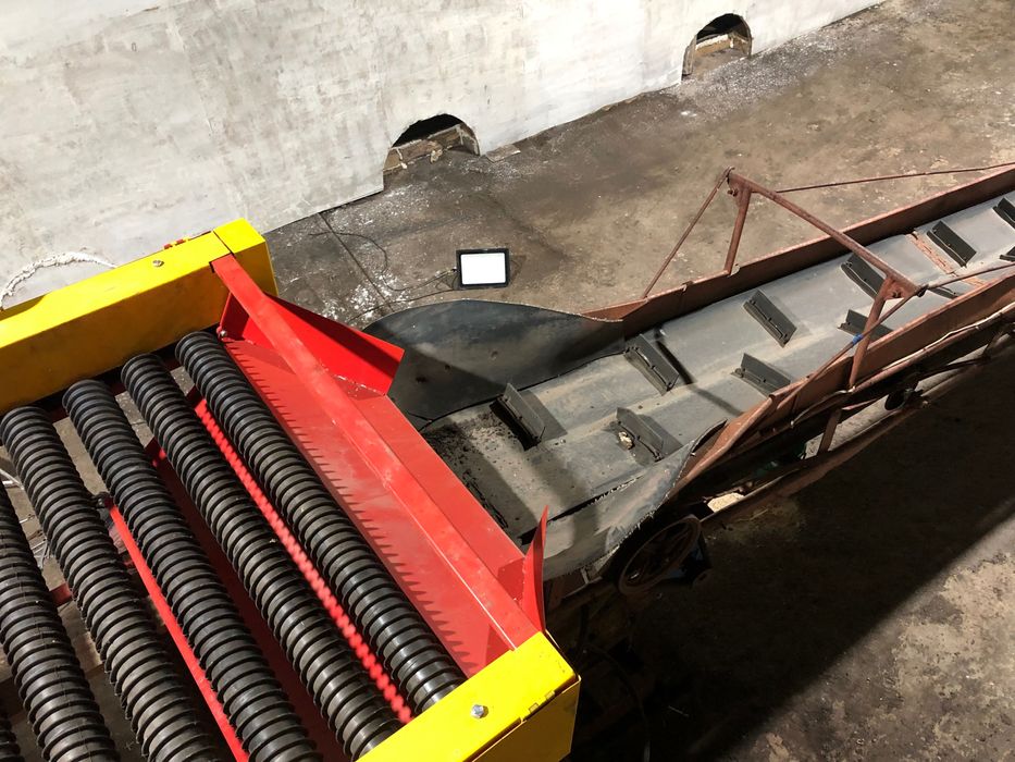 Тзк-30 (транспортер для загрузки картофеля в хранилище)