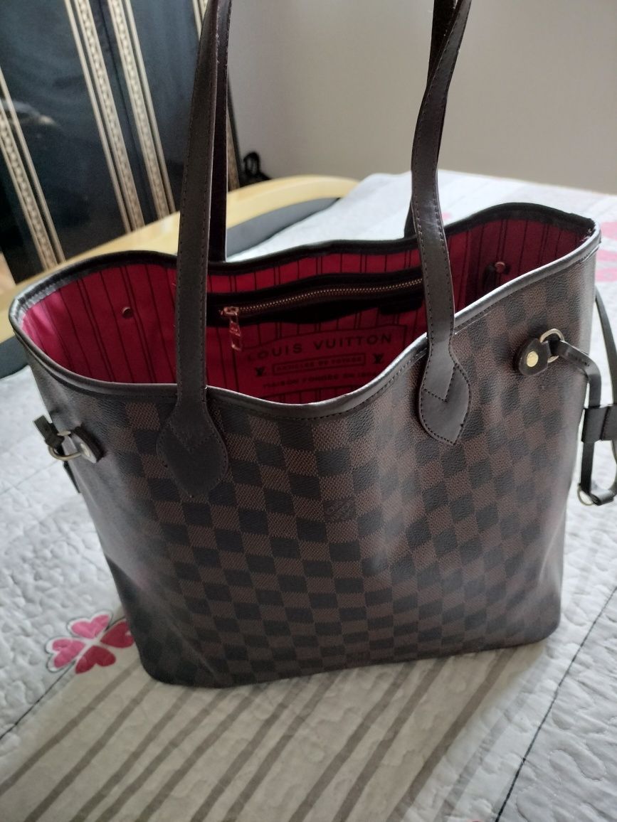 Pachet Louis Vuitton