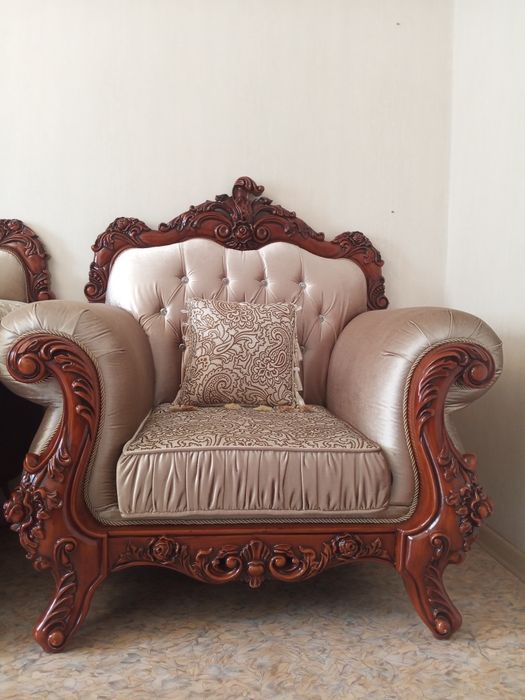 Продаётся кресло