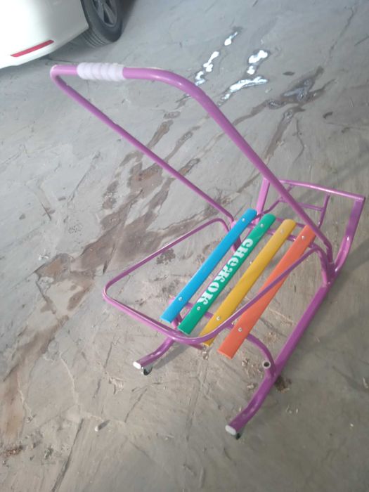 Продаются детские санки в отличном состоянии, практически новые!