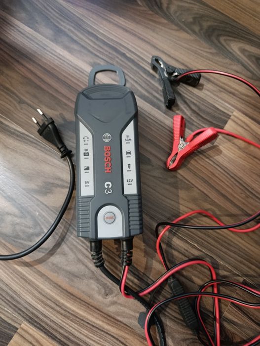 Зарядно за акумулатор Bosh