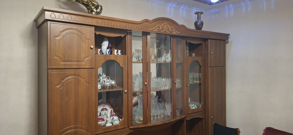Стенка в гостиную