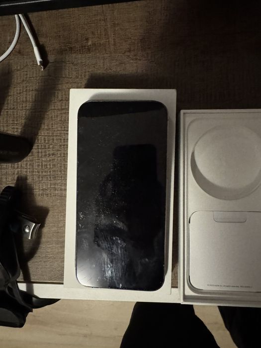 iPhone 15 Pro Max – 256GB – Отлично техническо състояние