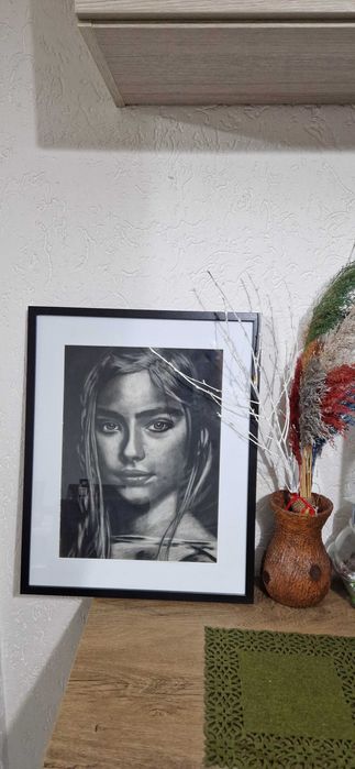 Tablouri handmade realizate in carbune.