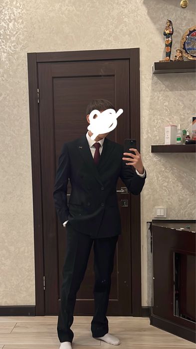 продам костюм тройку