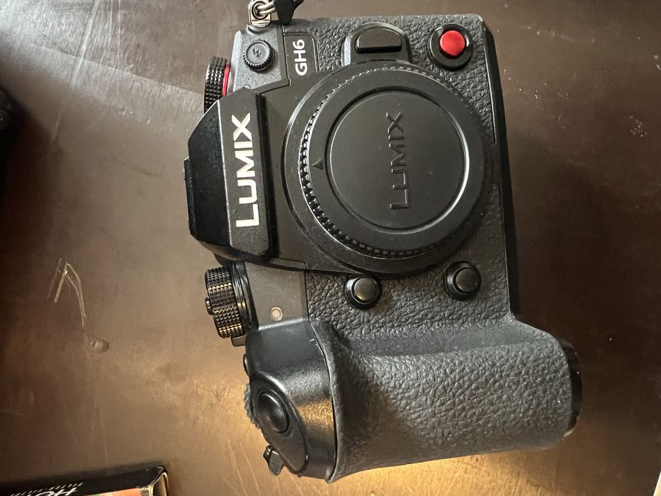 Panasonic GH 6 camera video